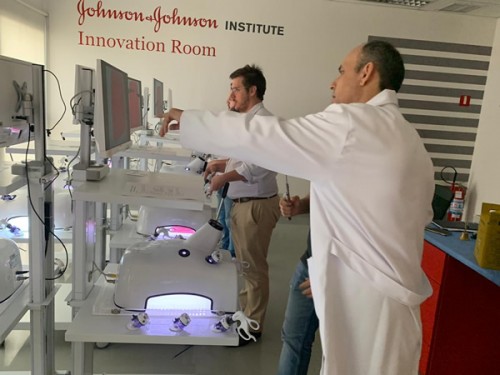 Unicitrex na Johnson